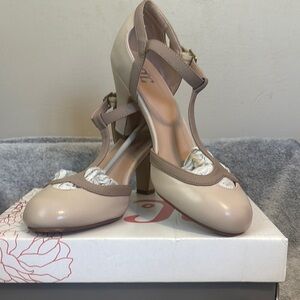 Journee Collection Olina Cream Beige/Taupe Heels with Suede Ankle Strap